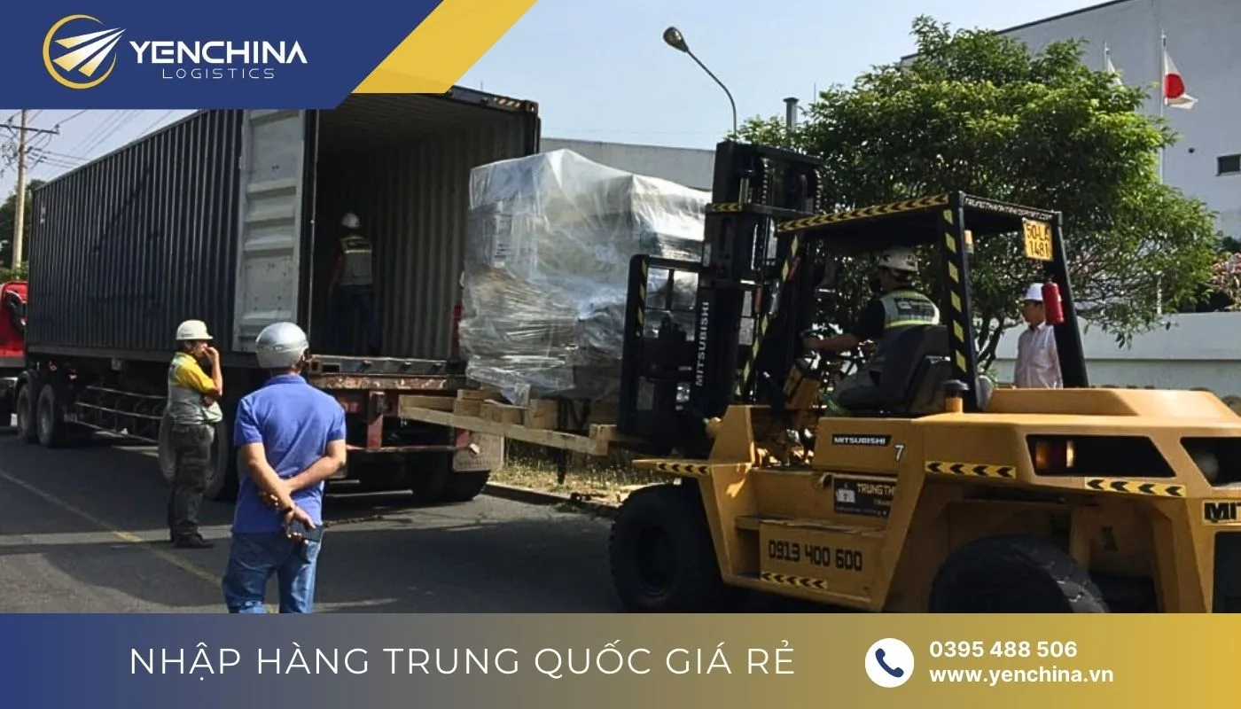 Các loại thiết bị đã qua sử dụng đang được kiểm tra chất lượng trước khi xuất khẩu