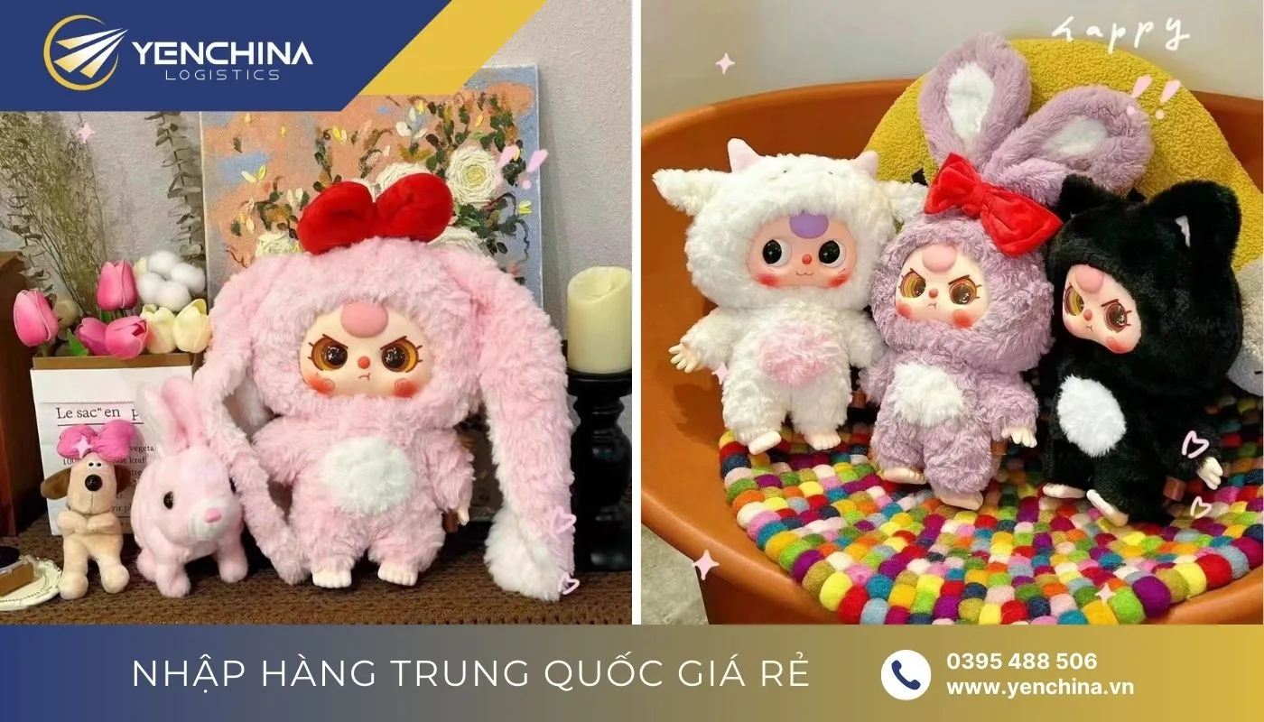 Gấu bông kích thước lớn đặt trong không gian phòng khách