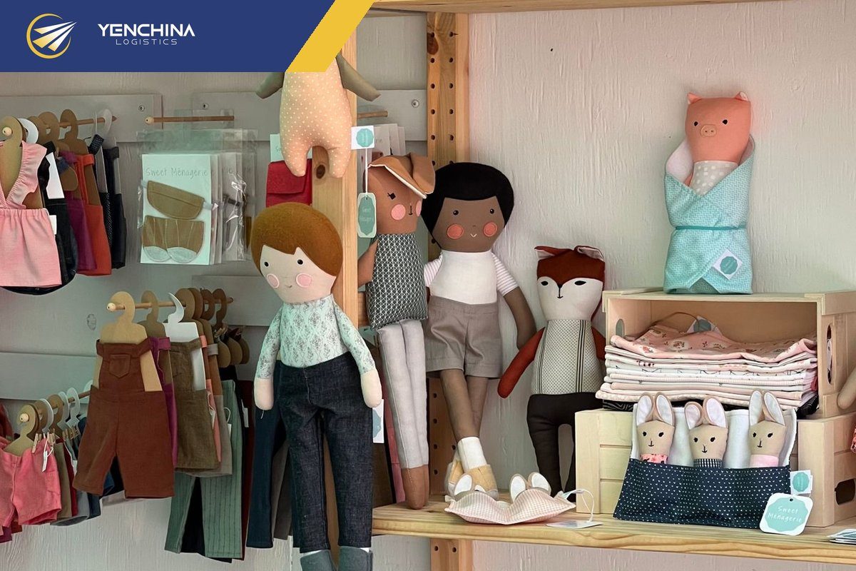 Đồ chơi bán tại Việt Nam cần dấu hợp quy CR trên bao bì theo QCVN 3:2019