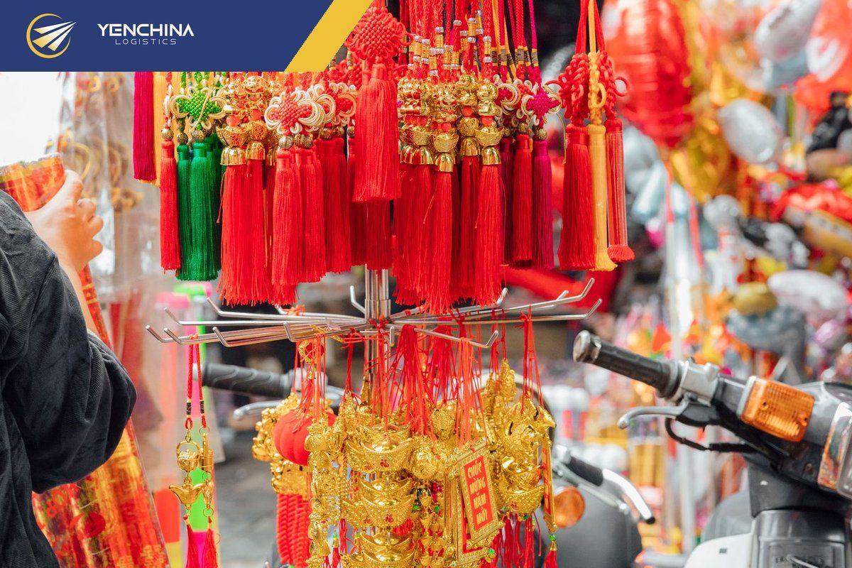 Phụ kiện treo Tết giá xưởng vài tệ, lãi tính bằng lần nếu về đúng thời điểm