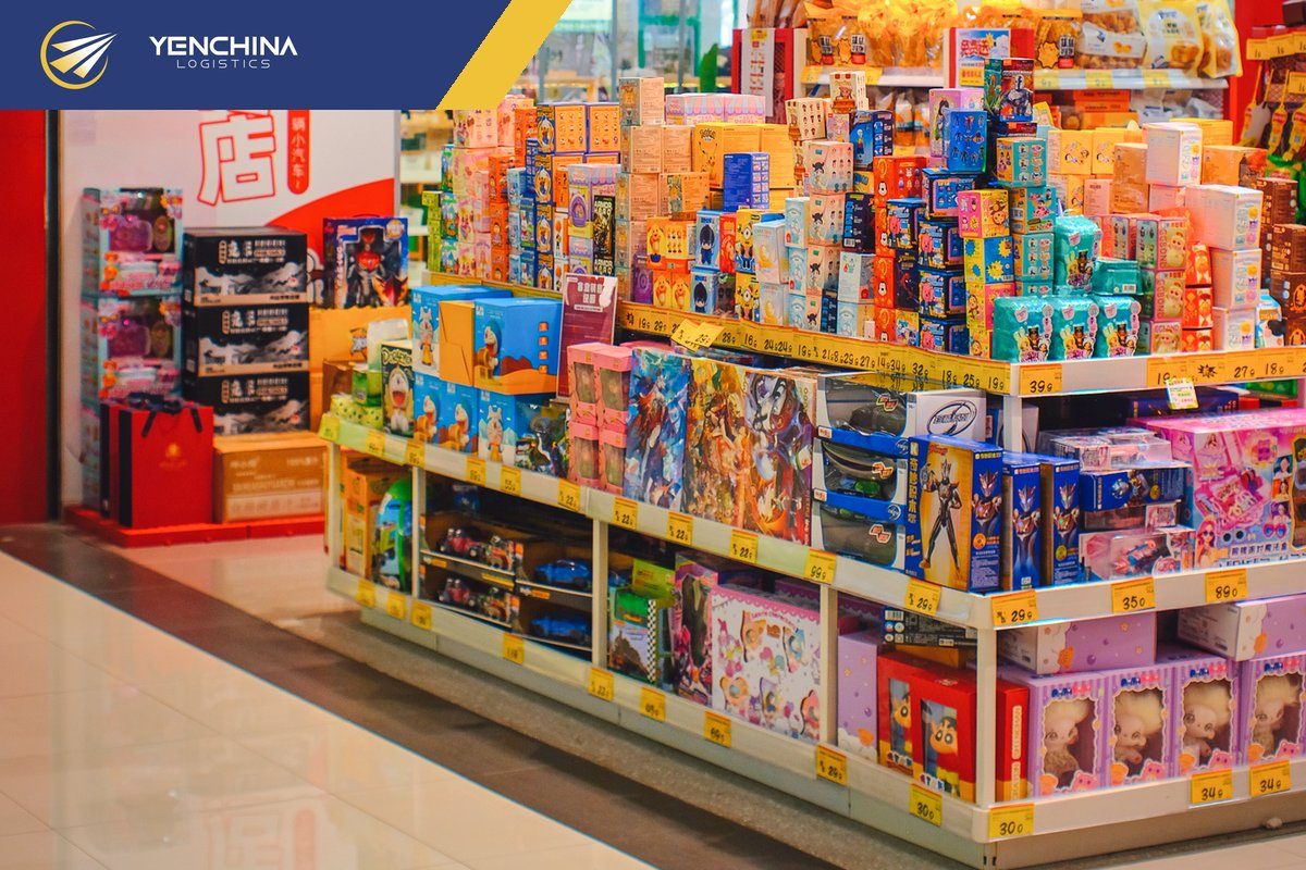 Quầy đồ chơi tại Trung Quốc bày theo lô, giá niêm yết theo số lượng lấy