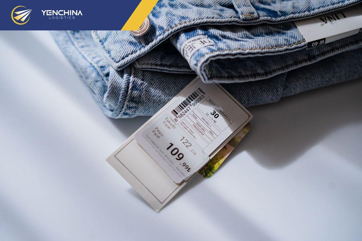 Tem size Trung Quốc ghi chiều cao và vòng ngực người mặc, ví dụ 160/84A