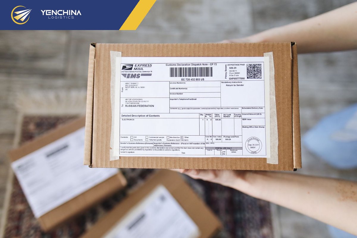 Kiện hàng kèm tờ khai đầy đủ giúp thông quan nhanh khi ủy thác nhập khẩu
