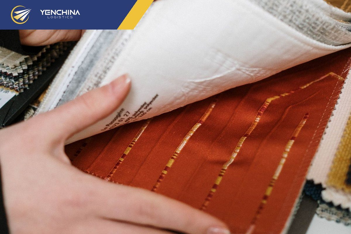 Sờ tận tay chất liệu là điều duy nhất ảnh sản phẩm không làm thay được
