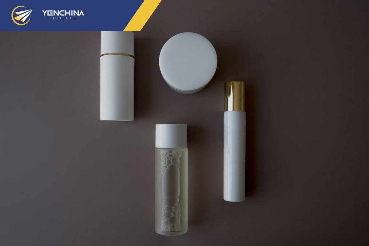 Mỹ phẩm dạng lỏng thuộc nhóm hàng nhạy cảm, không đi được line thương mại điện tử
